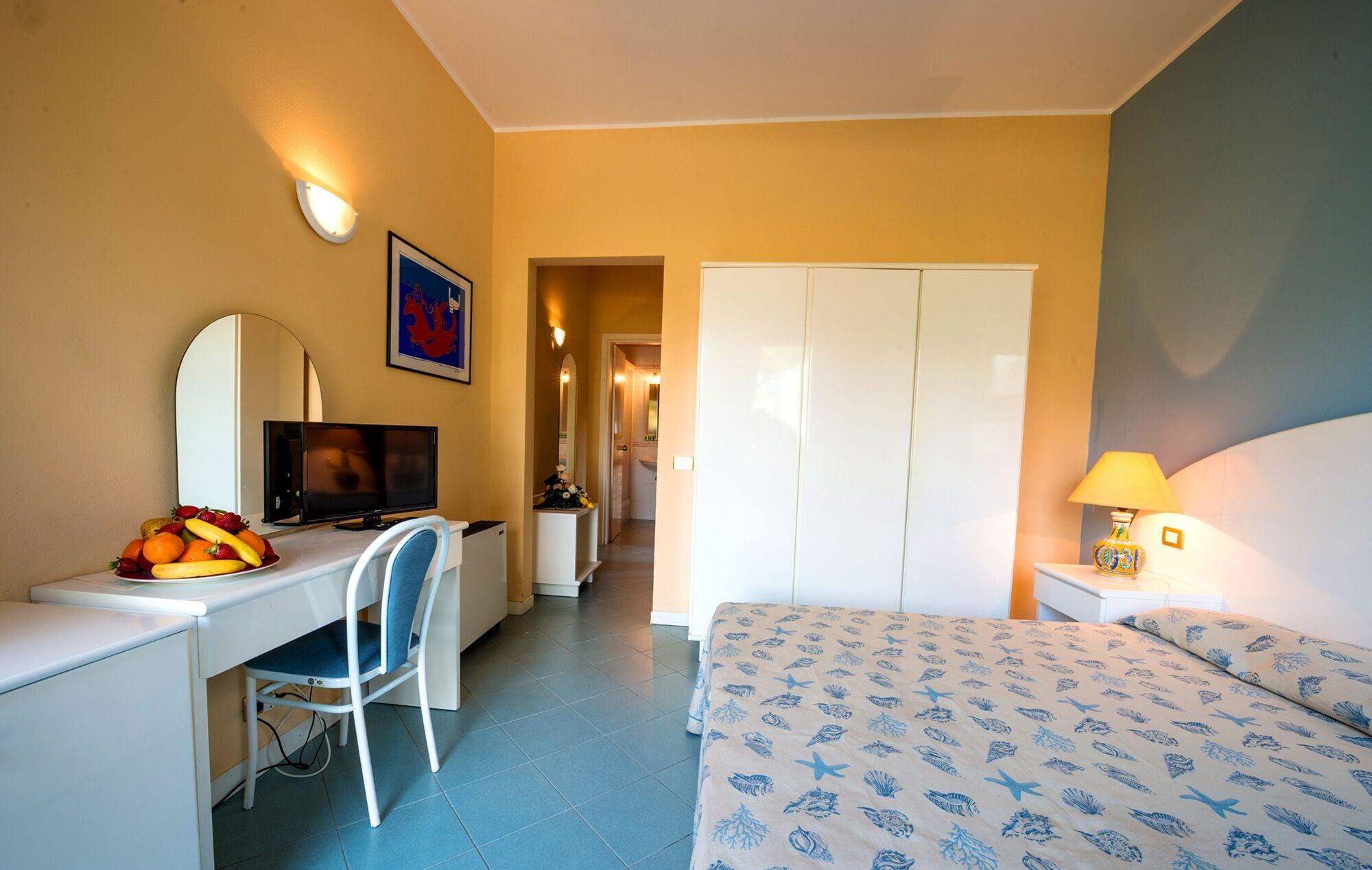 Th Cinisi - Florio Park Hotel Exterior photo