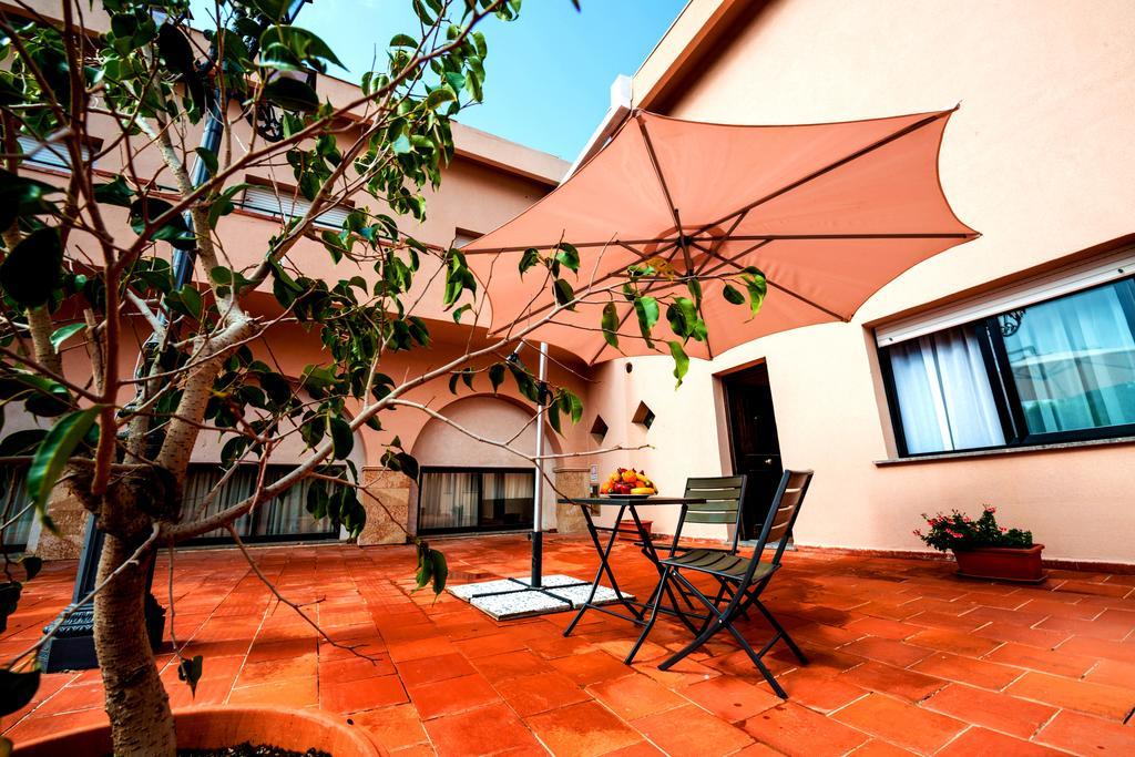 Th Cinisi - Florio Park Hotel Exterior photo