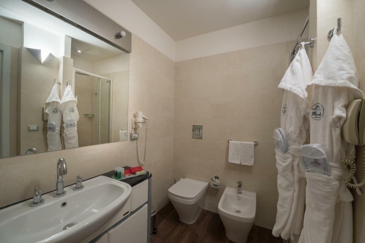 Th Cinisi - Florio Park Hotel Exterior photo