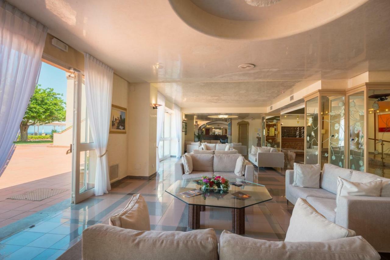 Th Cinisi - Florio Park Hotel Exterior photo